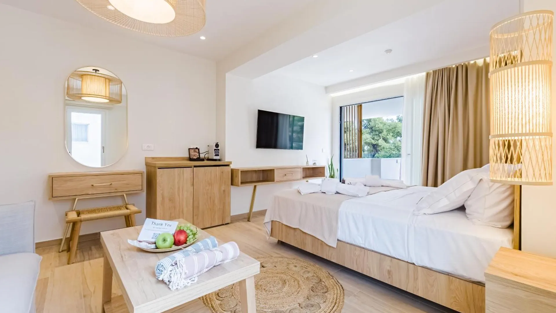 Serenity Hill Paliouri Daire
