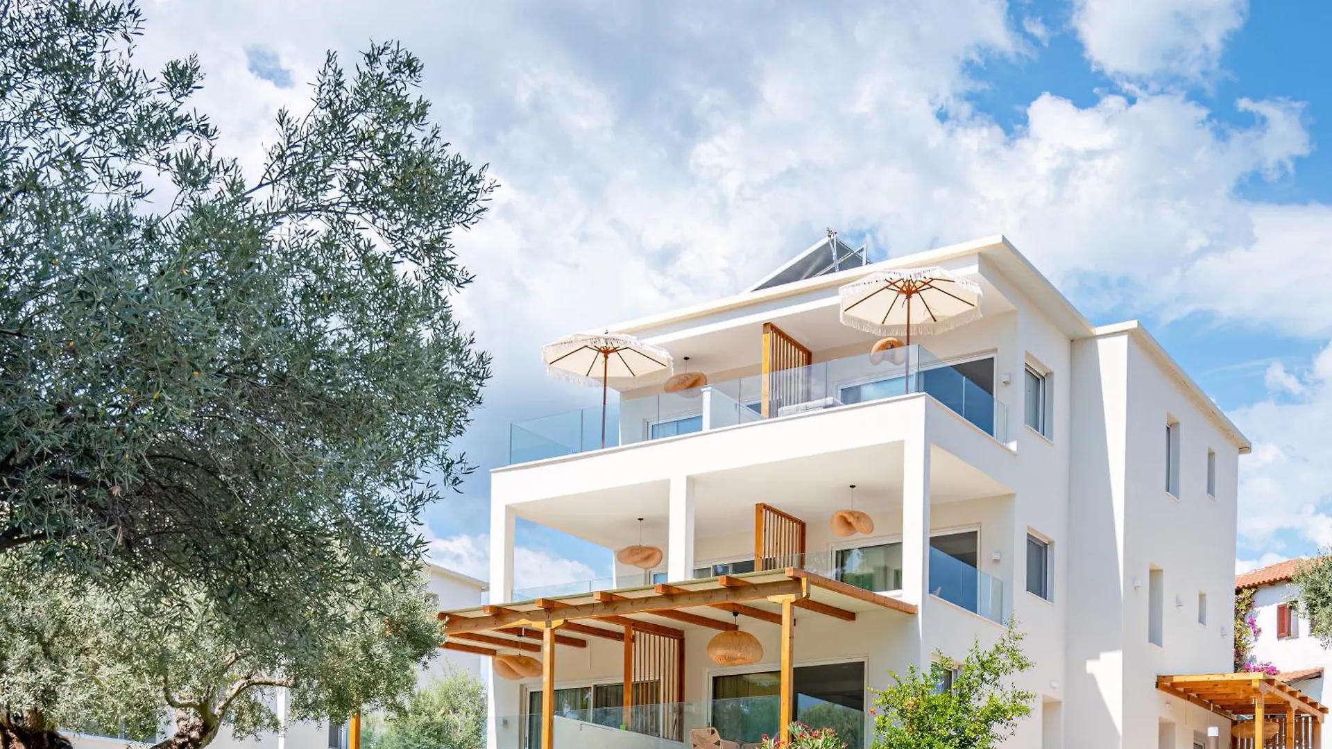 Serenity Hill Paliouri Daire